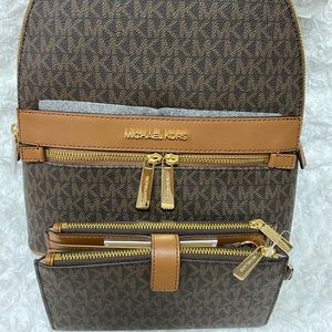 ✅sold✅‼️SALE ‼️MK Medium Backpack and Double Zip wallet